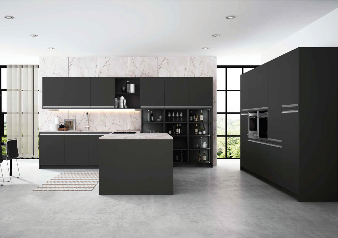 Cozinha moderna preta e mármore branca